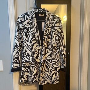 Women's Black & White Floral-Print Blazer